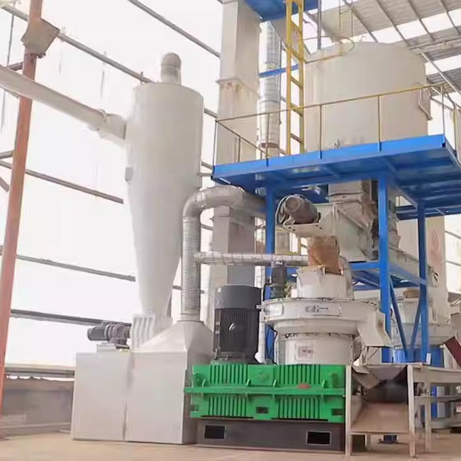 市場 魚 55KW と 0.75KW フィッダーパワーを持つ動物ペレットフードマシン